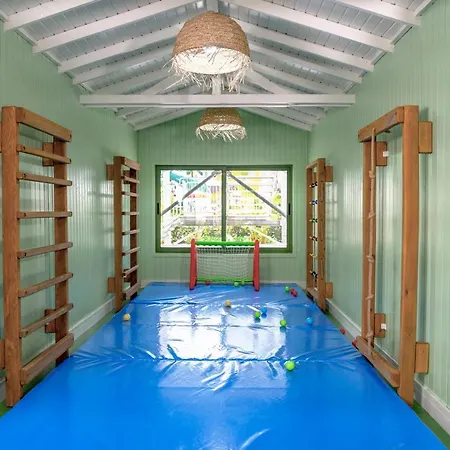 Liu Hotel