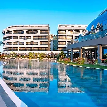 Liu Hotel 5*
