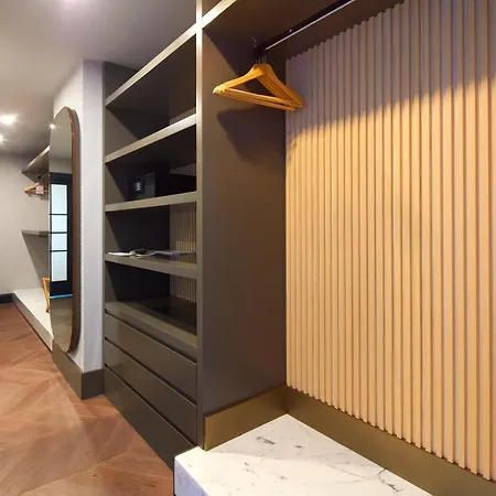 Liu Hotel 5*